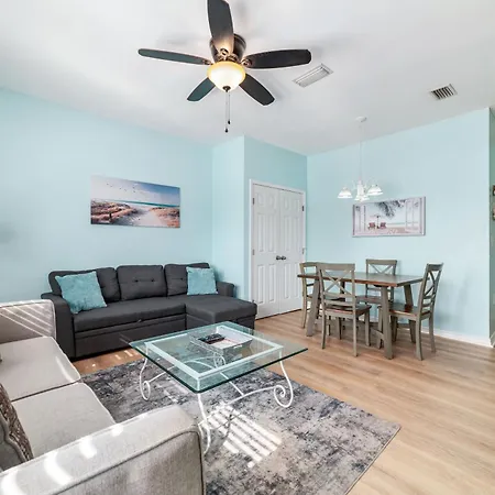 Charming Condo Steps From The Beach & Lagoon!